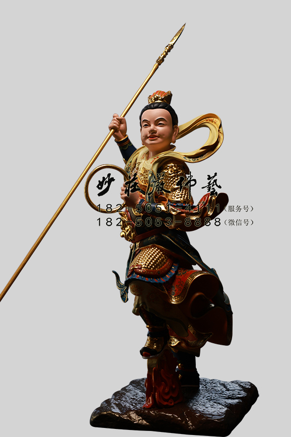 哪吒右侧实拍图 哪吒右侧实拍图