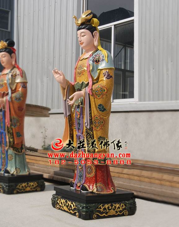 月宫天子塑像