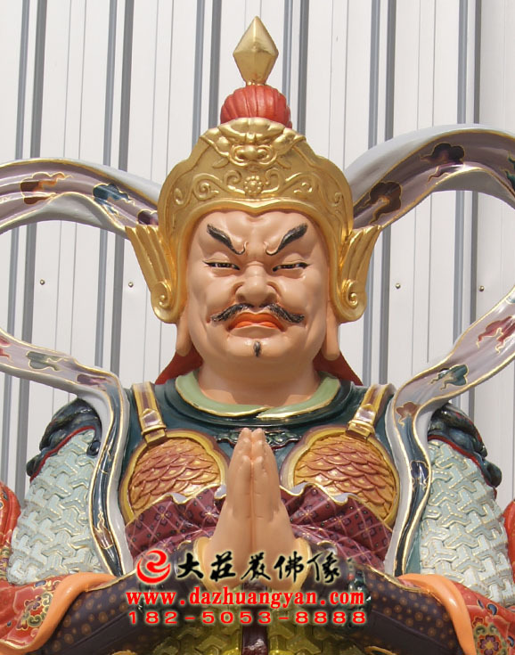 大梵天正面近照