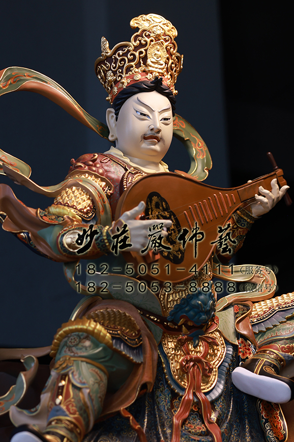 东方持国天王侧面照