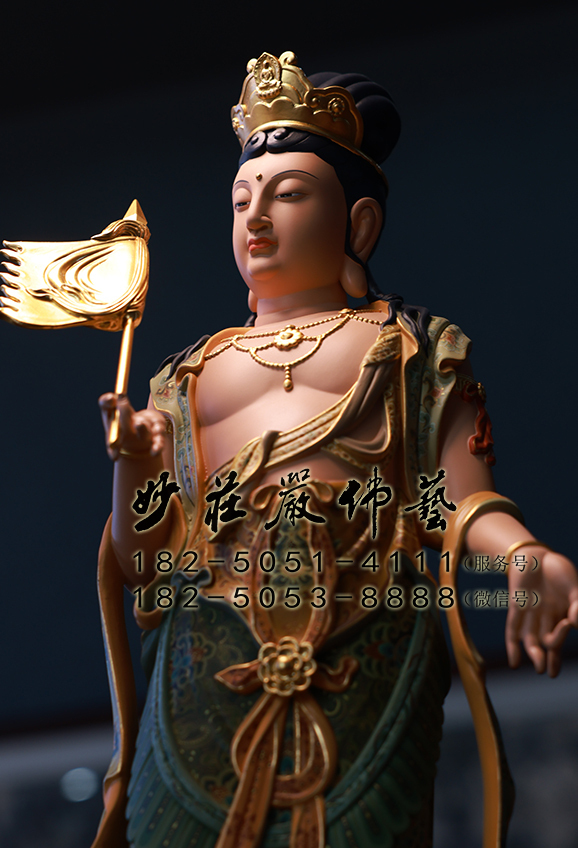虚空藏菩萨侧面近照