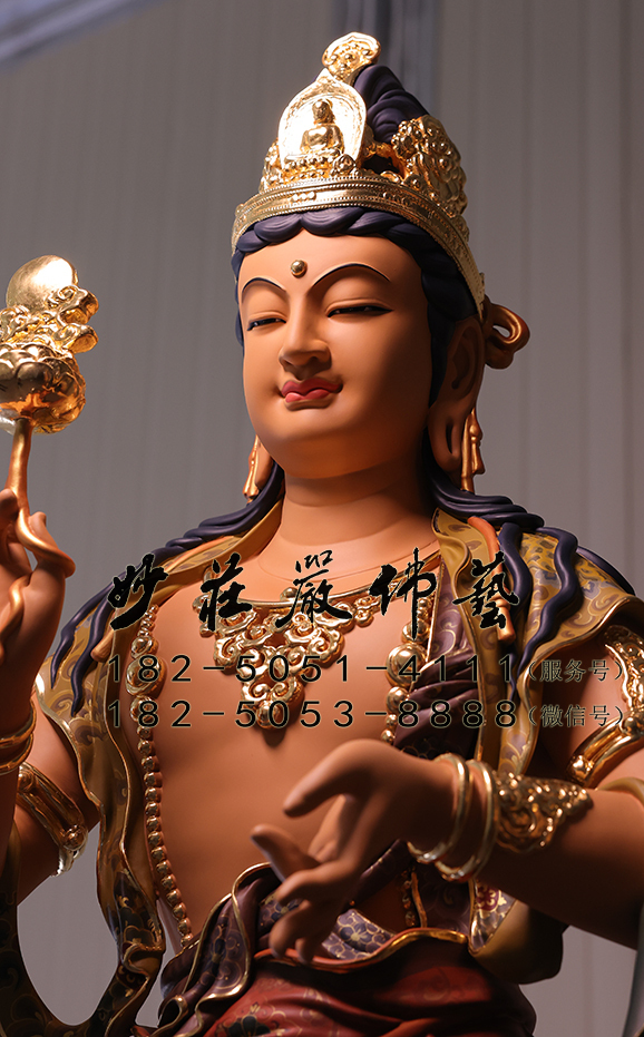 日光菩萨侧面近照